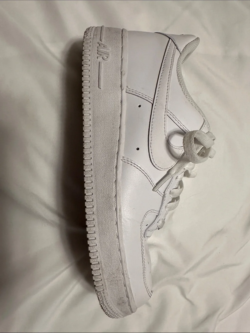 Nike White Women’s Air Force 1 Low Sneakers